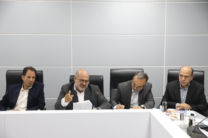 نشست 4 آبان کمیسیون اصل نود با رییس  سازمان منابع طبیعی و ریس سازمان اسناد و املاک کشور