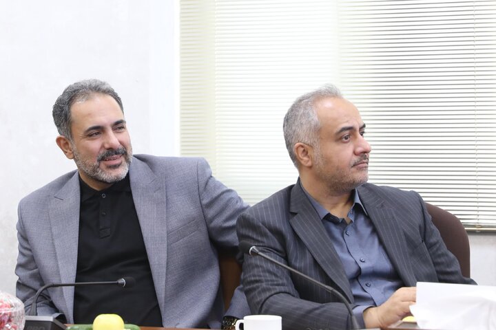بازدید کمیسیون شوراها از سازمان ثبت احوال کشور