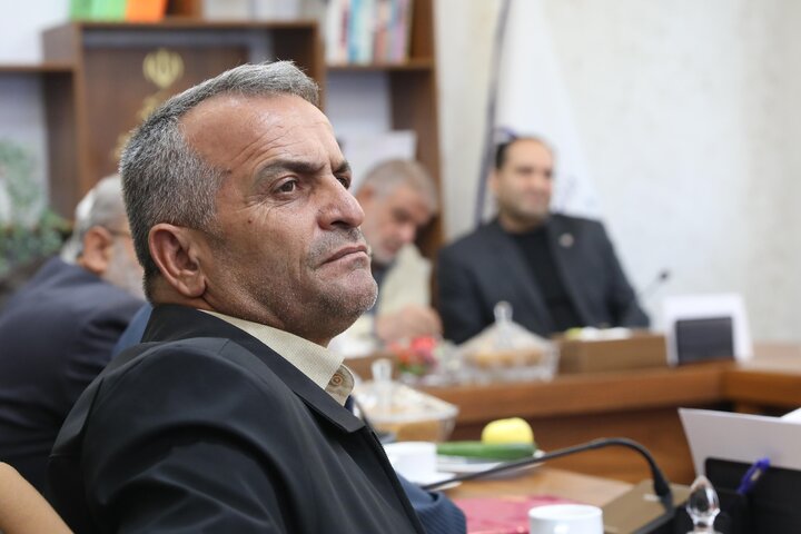 بازدید کمیسیون شوراها از سازمان ثبت احوال کشور
