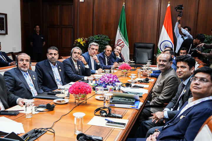 دیدار هیئت پارلمانی ایران با رئیس مجلس هند