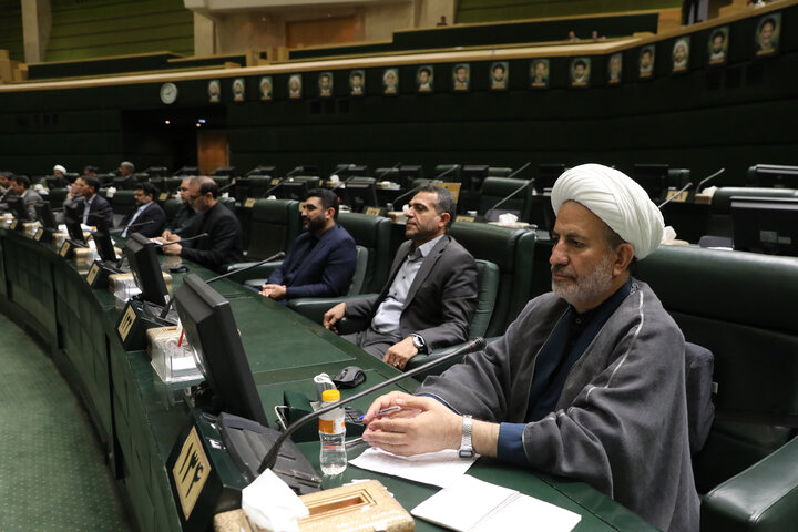 نشست علنی سه‌شنبه ۵ آبان ماه مجلس شورای اسلامی