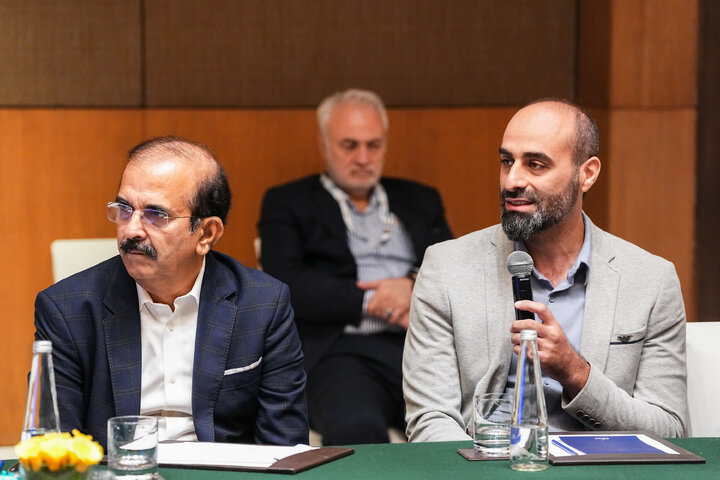 نشست هم‌اندیشی هیئت پارلمانی ایران با فعالان اقتصادی ایران و هند