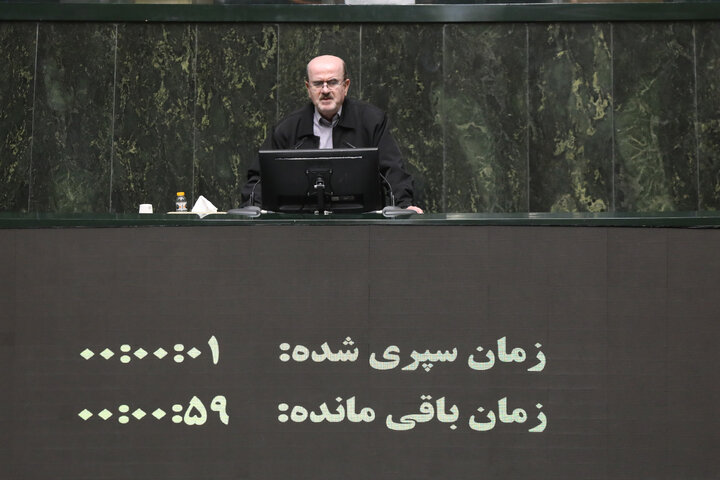 ناطقان میان دستور نشست علنی 5 آبان ماه مجلس