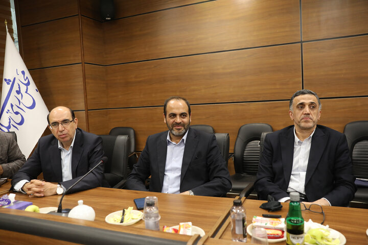 نشست 5آبان ماه 1405 کمیسیون صنایع مجلس شورای اسلامی