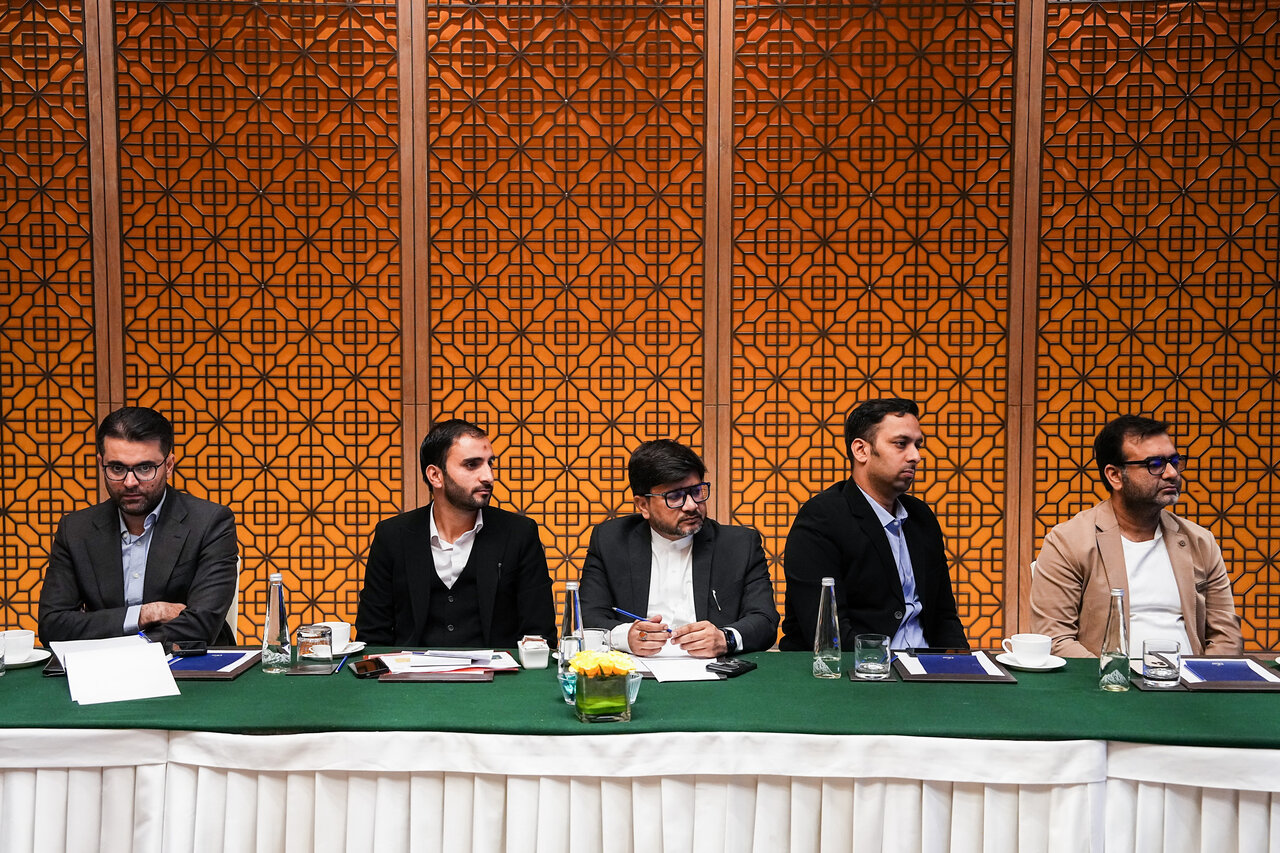 موانع تجاری ایران و هند با حل چالشهای لجستیکی قابل رفع است/ مجلس پای کار توسعه تجارت دو کشور
