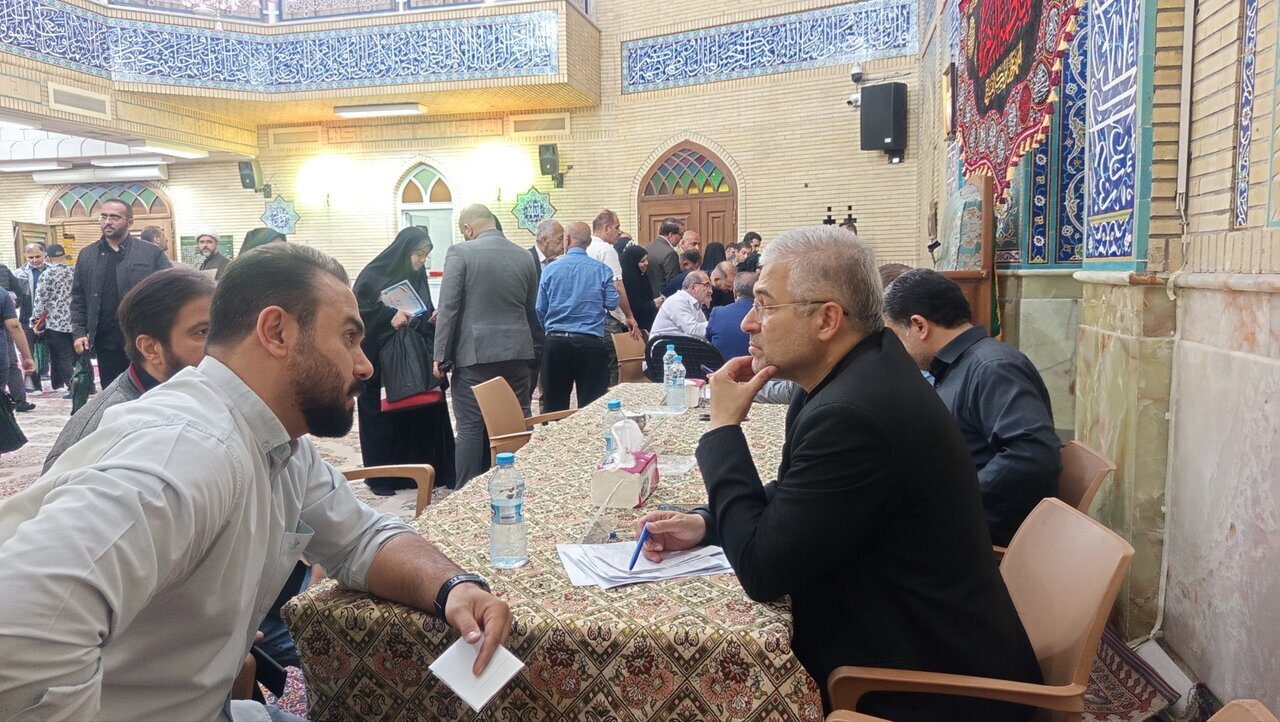 گرهگشایی بیواسطه «فلسفی» از مشکلات شهروندان شرق تهران/از وام و اشتغال تا مسائل انتظامی و مدیریت شهری