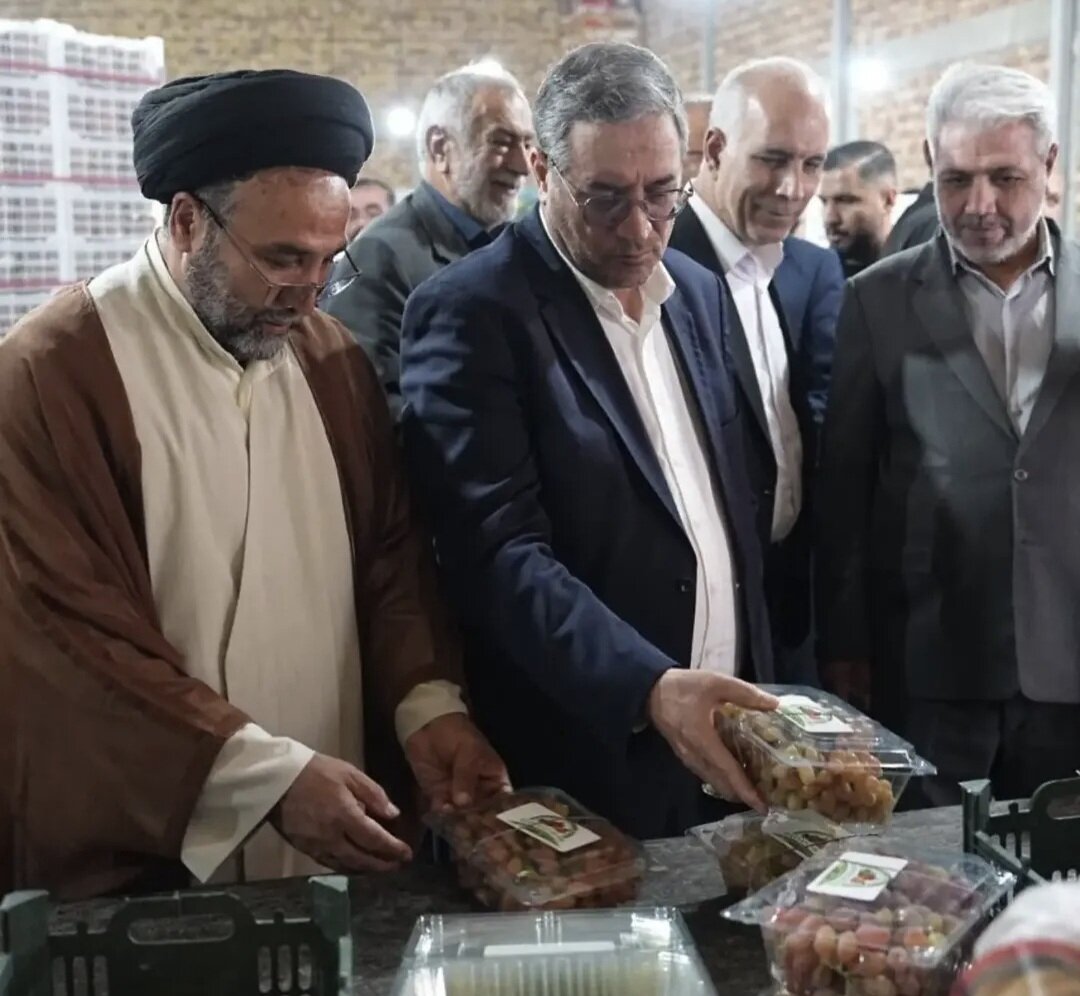 بازدید ذاکر از سردخانه‌ها و واحدهای بسته‌بندی میوه در ارومیه