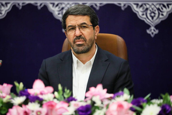 نشست کمیسیون فرهنگی مجلس با نخبگان و فعالان فرهنگی و اجتماعی استان همدان