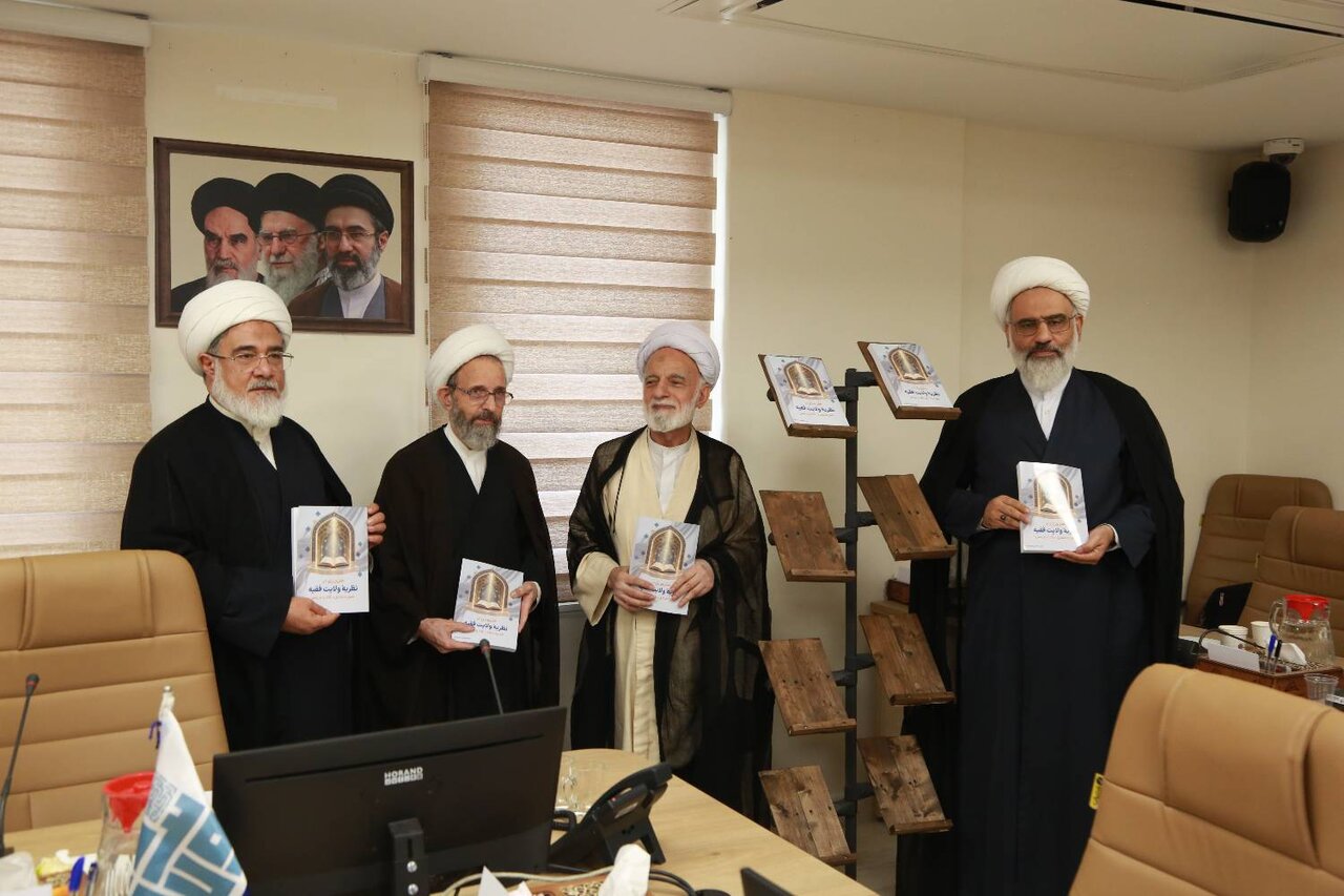 نهاوندی: پیگرد حقوقی ترور رهبر شهید انقلاب باید مستمر باشد/ دری نجف‌آبادی: مستندسازی جنایت ترور رهبر شهید انقلاب باید با جدیت دنبال شود