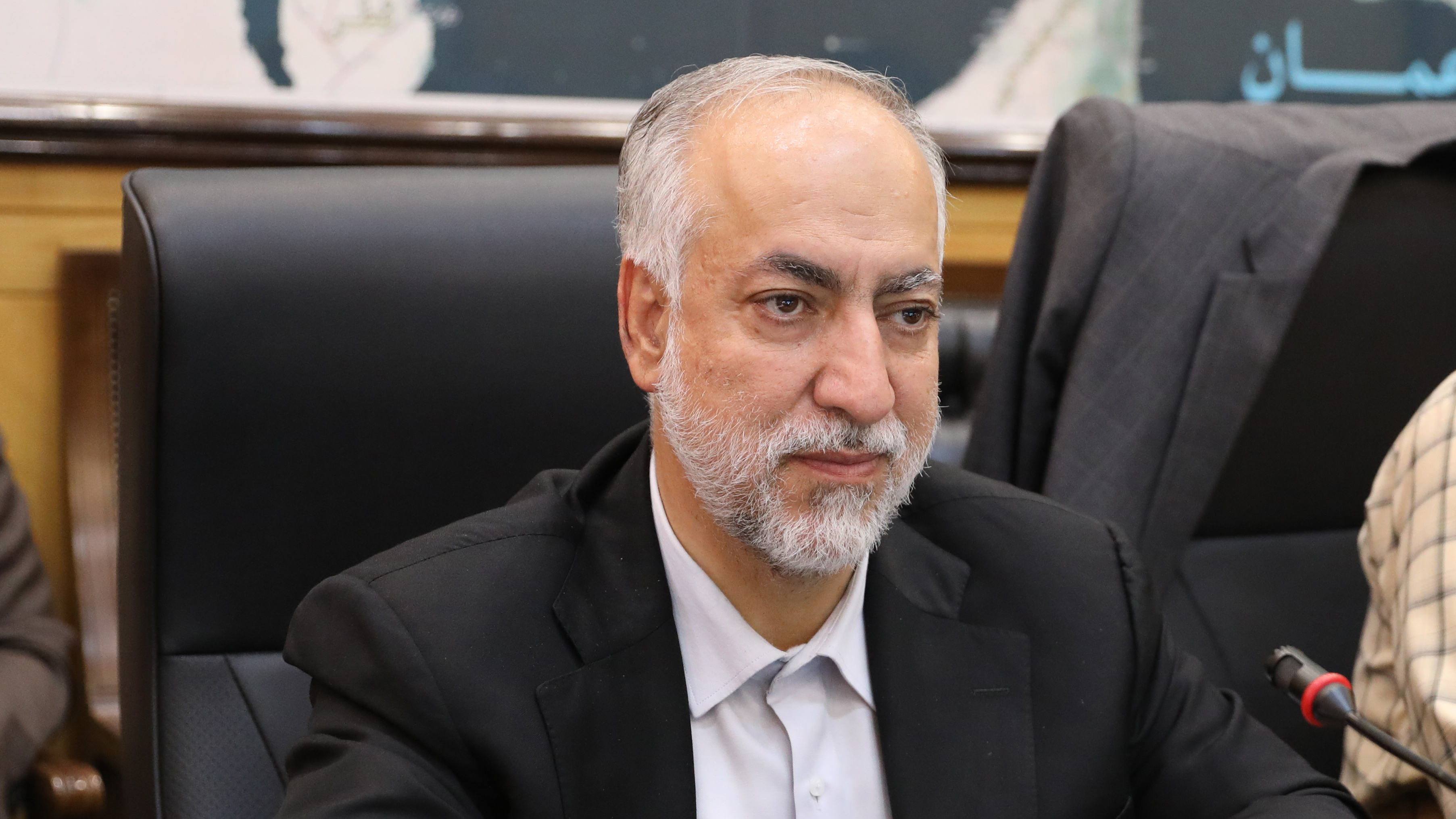 عزیزی