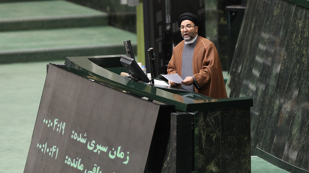 واردات کامیون‌های کشنده متوقف شده، در حالی‌که تحریمی وجود ندارد