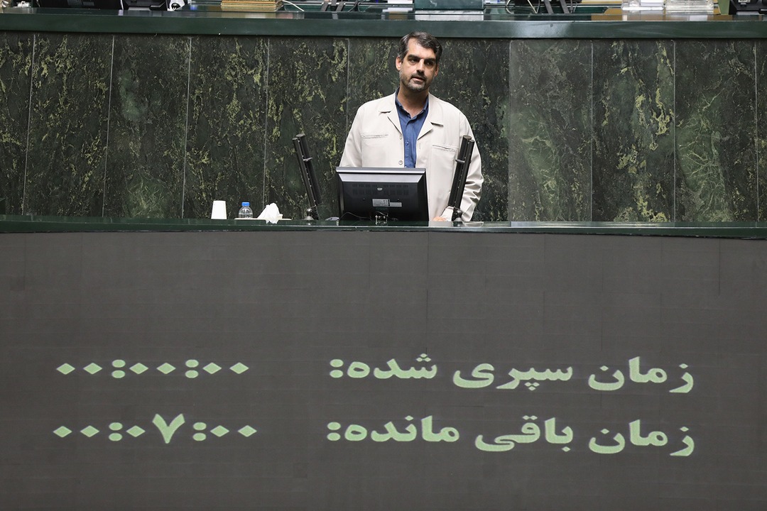 مذاکرات باید از موضع عزت باشد
