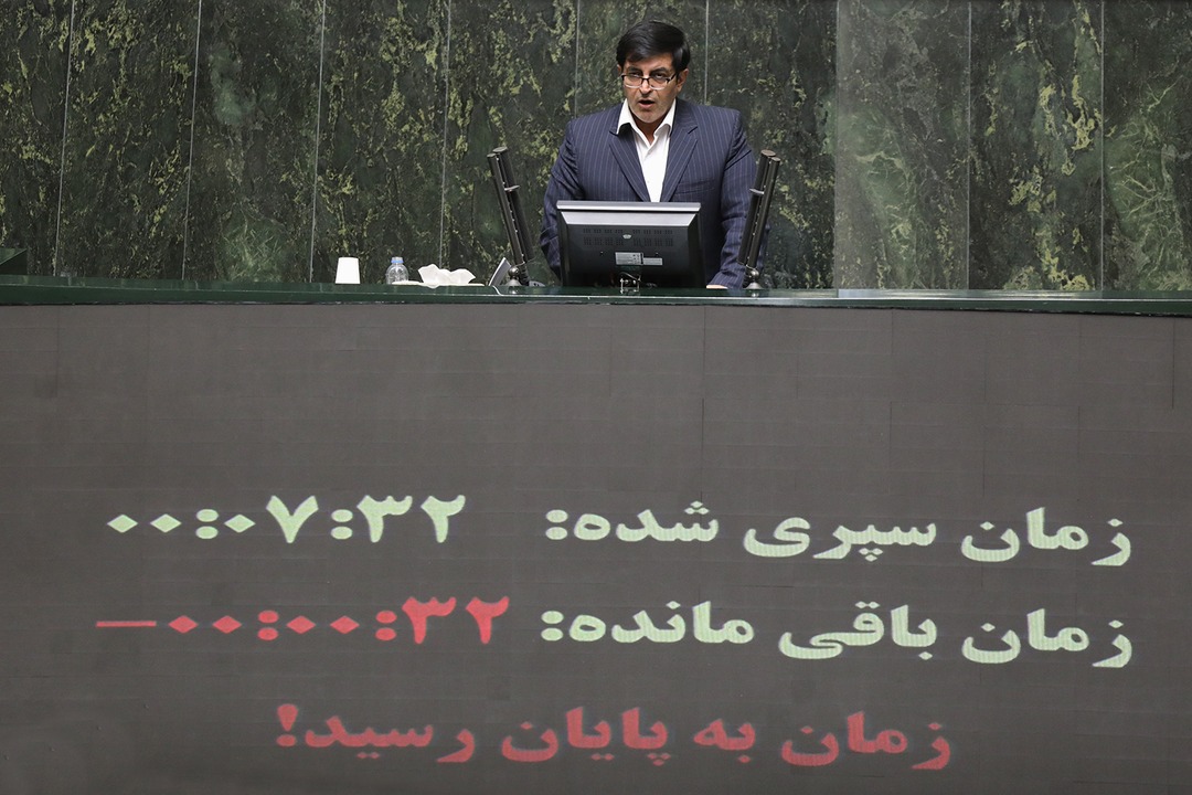 انتقاد از نبود پزشک، دارو و تجهیزات؛ صدای مردم الیگودرز درآمده است