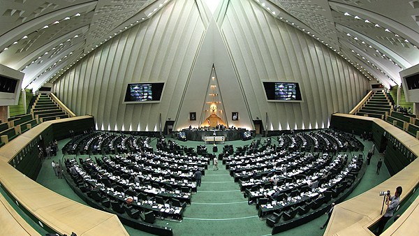 بیانیه قاطبه نمایندگان مجلس در حمایت از نام خلیج فارس/ آقای ترامپ، خلیج فارس وطن و خانه ماست
