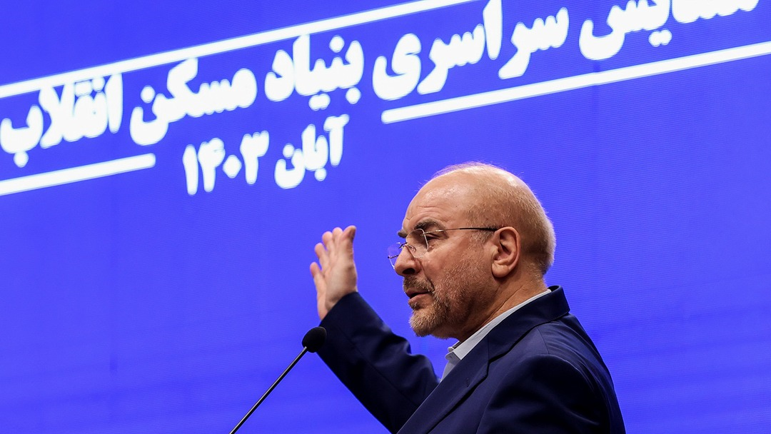 زمین‌های در اختیار سازمان ملی زمین و مسکن دو برابر مساحت کل مسکن‌های ساخته شده کشور است/ پانزده میلیون هکتار زمین قابل سکونت در کشور داریم/ انقلاب اسلامی باید دین و دنیای مردم را با هم پیش ببرد و هر کدام بدون دیگری جزء اهداف انقلاب اسلامی نیست
