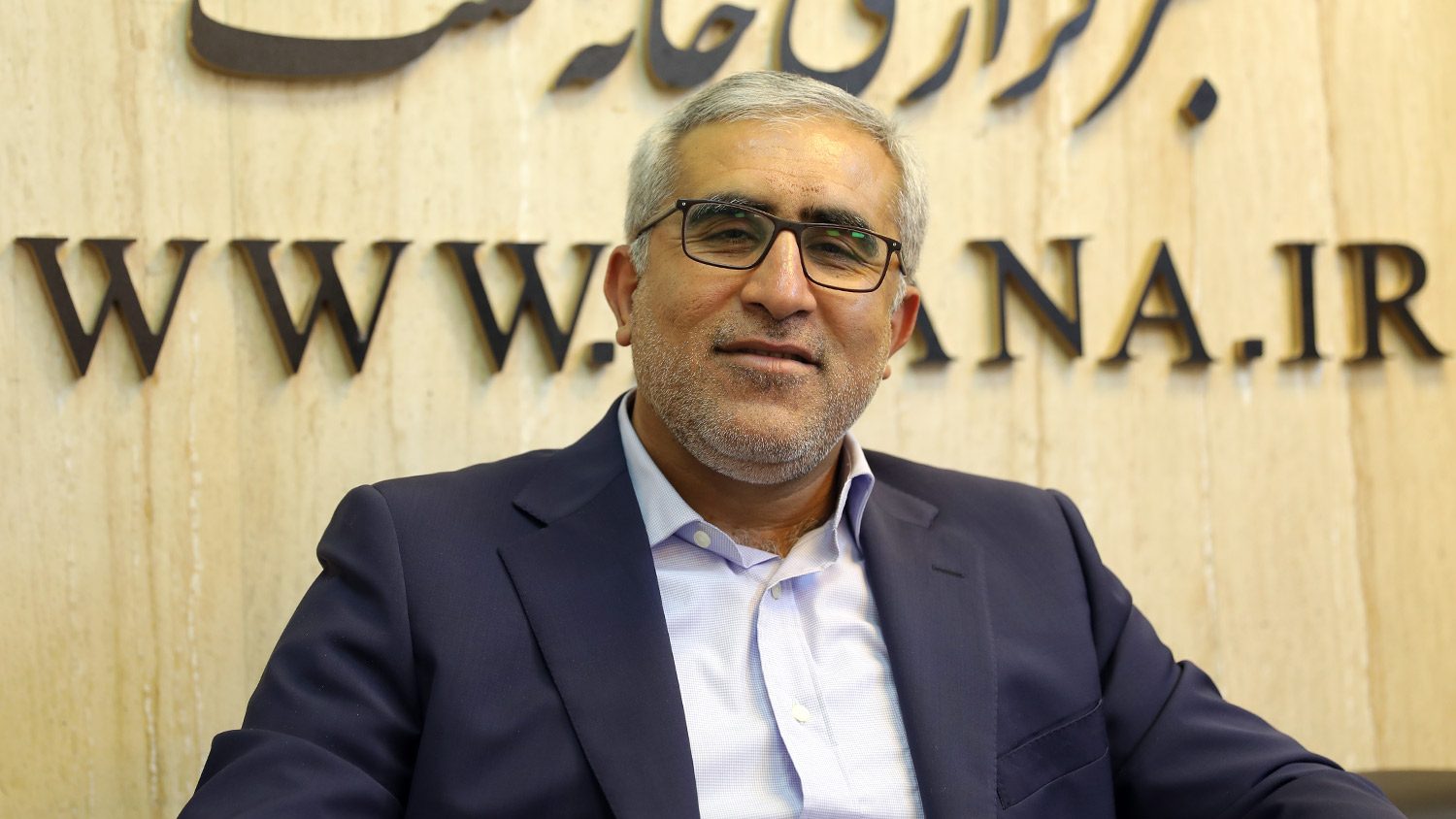 لزوم استفاده از ظرفیت‌های مردمی و جوانان برای رصد بازار و کاهش تخلفات