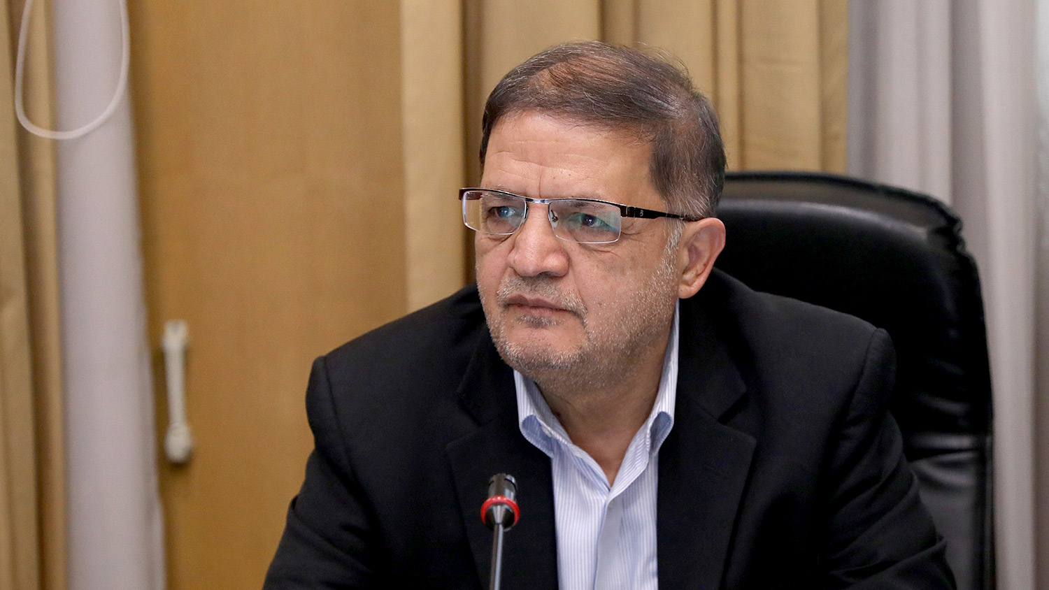 جلسه کارگروه تسهیل و رفع موانع تولید شهرستان تویسرکان با حضور مفتح برگزار شد