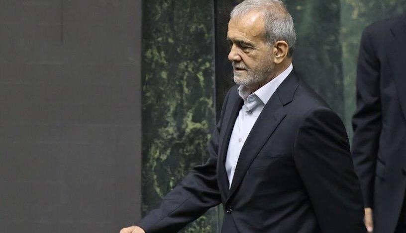 رئیس جمهور وارد صحن علنی مجلس شد