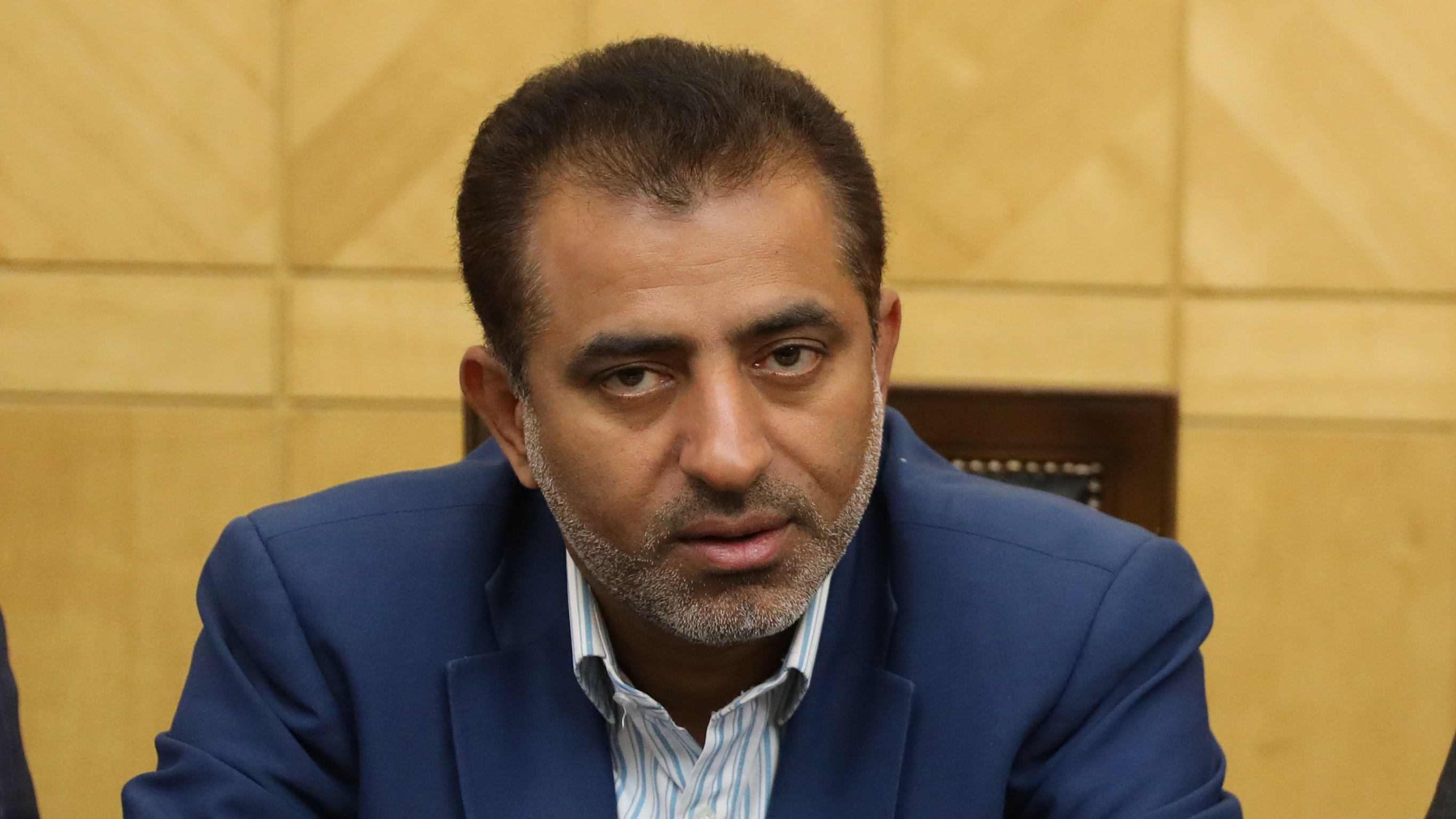 فاصله زیاد قیمت‌گذاری دستوری با قیمت بازار باعث ایجاد دلالی کاذب می‌شود 