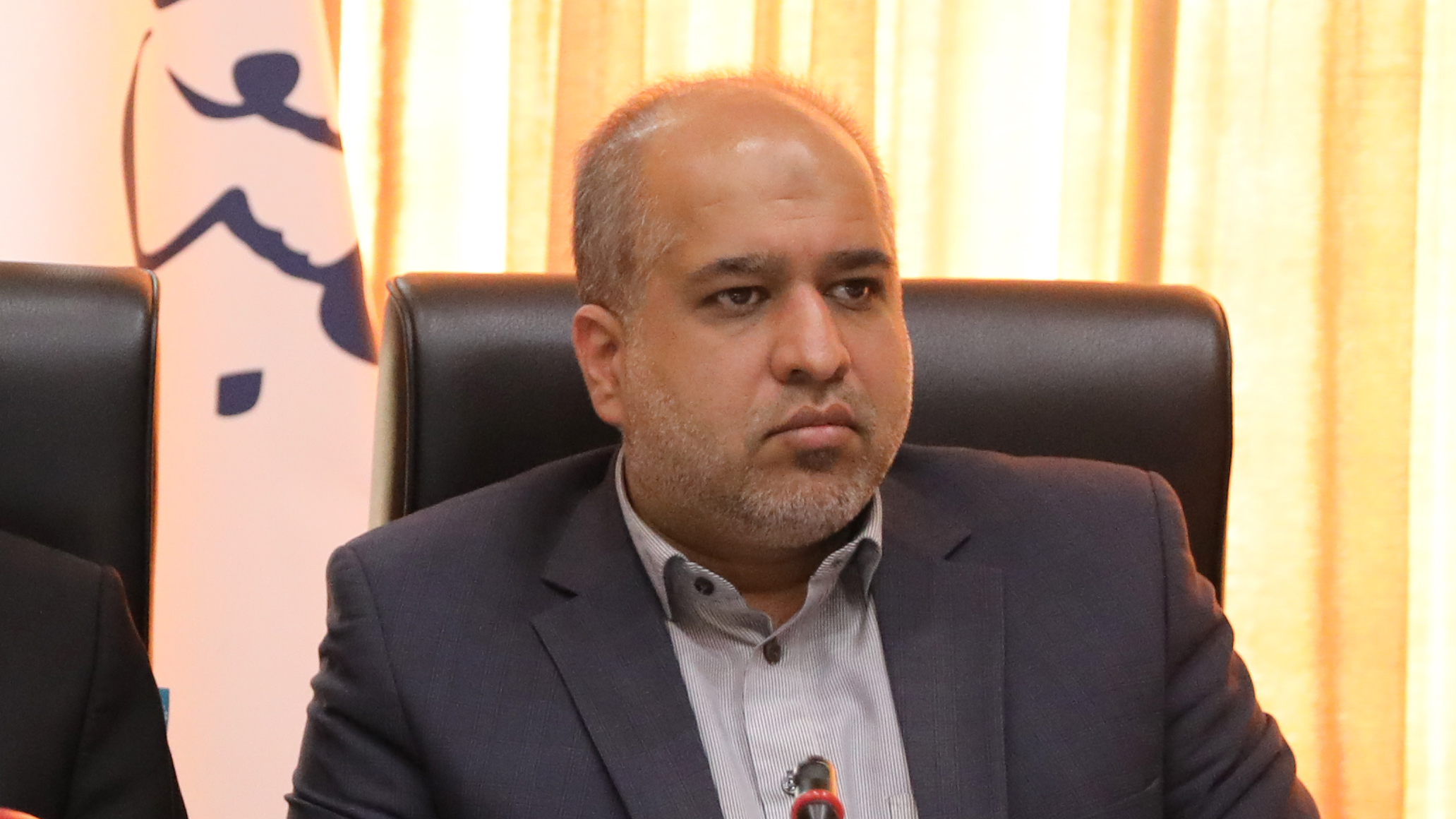 به جای پیگیری حذف حکم واگذاری زمین برنامه هفتم، در عمل به وعده‌هایتان صادق باشید