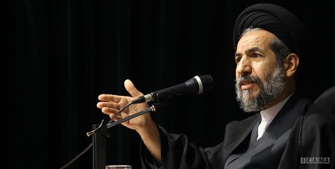 باید جلوی تصمیمات نادرست گرفته شود