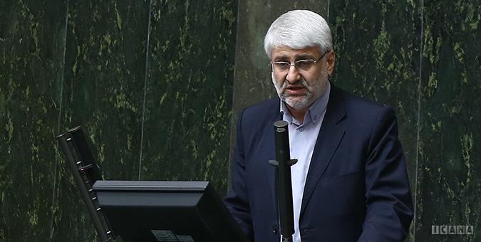 وزارت علوم با دانشکده های توسعه دهنده رشته های مهارتی رفتار مناسبی ندارد