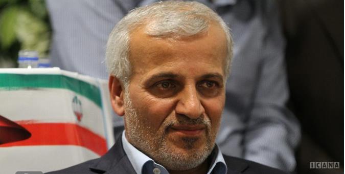 عامل روانی علت نابسامانی نرخ ارز است/دولت به ساماندهی بازار ارز ورود کند