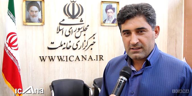تمام مدرسه‌های شهرستان زلزله زده ثلاث باباجانی کانکسی است