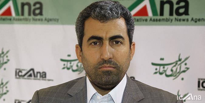 کاهش قیمت دلار ادامه می یابد/حباب گرانی کالا شکننده است