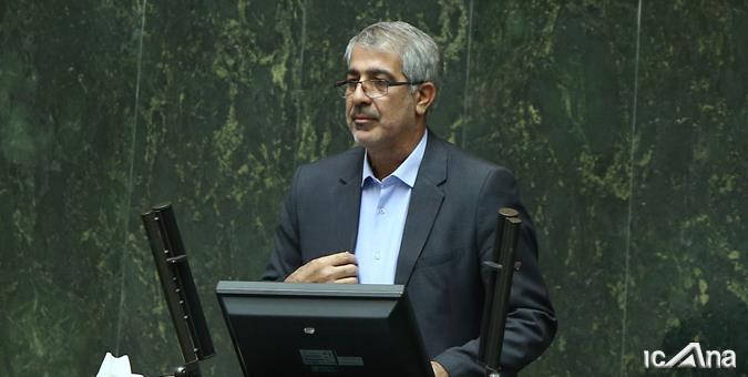 راه مقابله با زیاده خواهی آمریکا مدیریت دولت در اداره بازار و کنترل آسیب های اجتماعی است