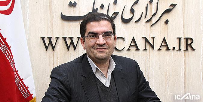 کارگروه مد و لباس در جهت ترویج پوشاک داخلی با جامعه هنری همکاری کند