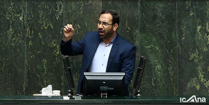 بختگان به‌عنوان دومین دریاچه بزرگ کشور بی‌رمق شده/نگذارید فارس خوزستان شود و شیراز اهواز