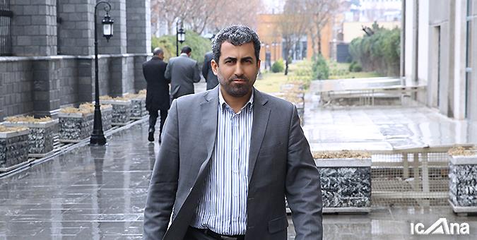 قیمت دلار به کمتر از 10 هزار تومان می رسد