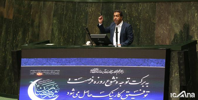 لزوم توجه به سهمیه معلمان در تمام استان ها