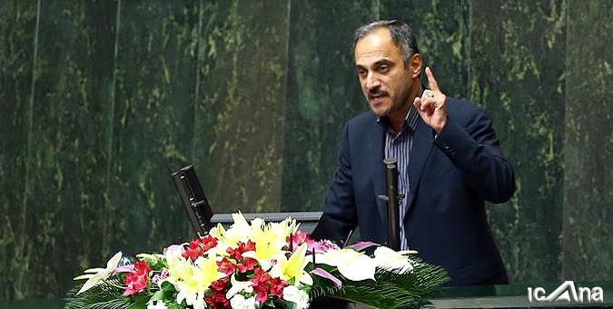 راه نجات اقتصاد کشور شفافیت اطلاعات است/ وزارت  صنعت با رانت و مافیای خودروسازی مقابله کند