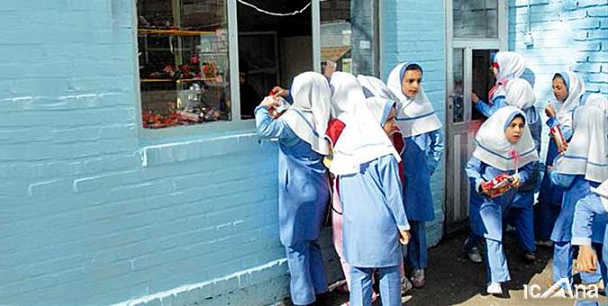 انتقاد از نگاه تاجر مآبانه در وزارت آموزش و پرورش