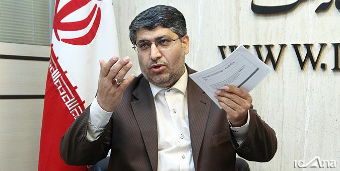 قیمت ارز طی روزهای آتی با برنامه بانک مرکزی کاهش می یابد