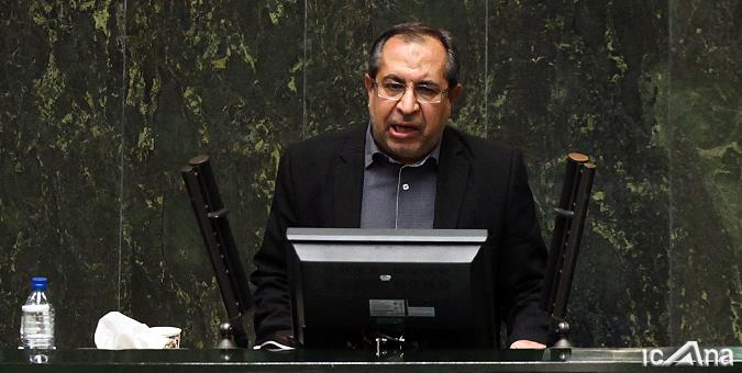 پیشنهاد عدم افزایش حقوق نمایندگان مجلس و مقامات در سال 98 برای همراهی با جامعه