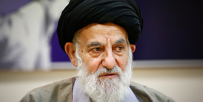 تقدیر از تلاش‌های دولت برای رسیدگی به محرومان و پیشگیری از تأثیرگذاری فشارهای دشمن بر معیشت عامه مردم