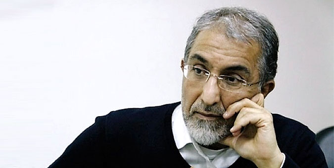 نظام تصمیم‌گیری ناتوان از بهره گیری فرصت‌های تحریم است/تثبیت ارز در 9هزار تومان تولید داخلی را تعطیل می کند