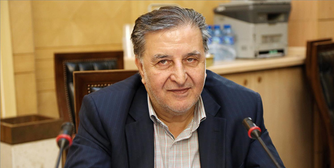 احزاب در کشور ما متعهد به گفتار و شعارهای‌شان نیستند