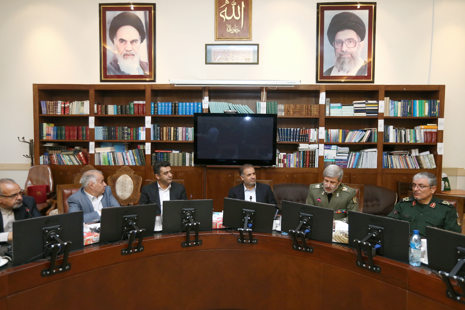 حضور امیر سرتیپ حاتمی در نشست امروز فراکسیون مستقلین ولایی مجلس