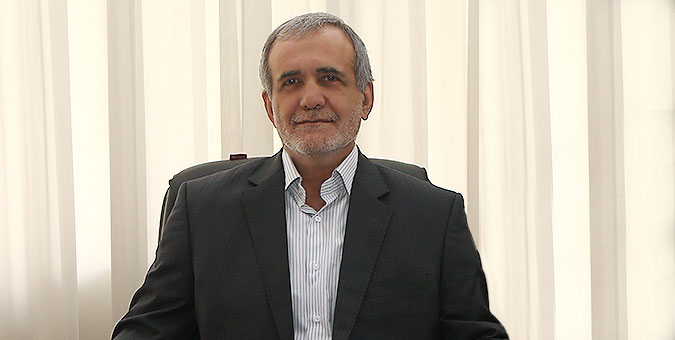 مناطق آزاد مفری برای دور زدن تحریم‌هاست/آمریکا نمی تواند تحریم های خود را در مناطق آزاد حاکم کند