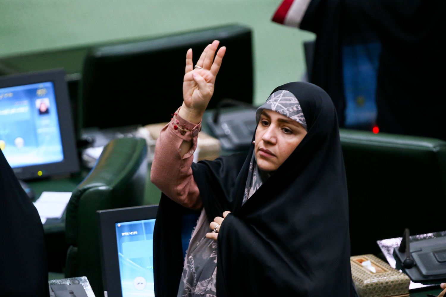 حضور وزیر اطلاعات در صحن علنی یکشنبه 31 تیرماه مجلس شورای اسلامی