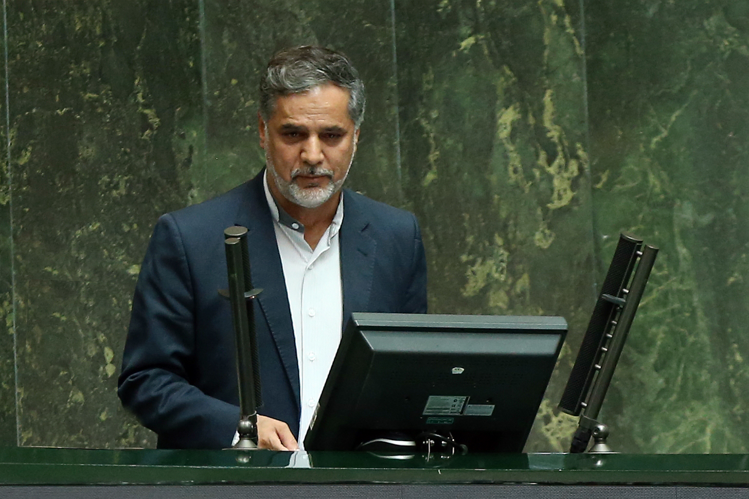ناطقان میان دستور صحن علنی مجلس شورای اسلامی