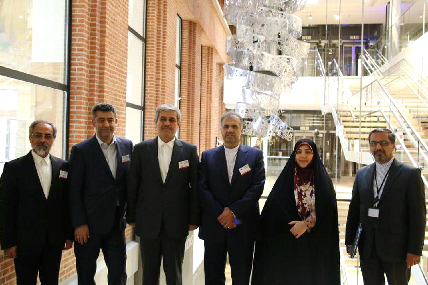 بازدید هیأت روابط پارلمانی ایران با اروپا از صحن، کتابخانه و مرکز تحقیقات پارلمان اروپا‎