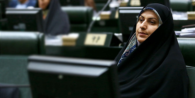 سئوال نماینده شهرضا از وزیر فرهنگ در مسیر صحن/ درآمد امامزاده‌‎ها بر اساس چه ضوابطی هزینه می‎شود؟