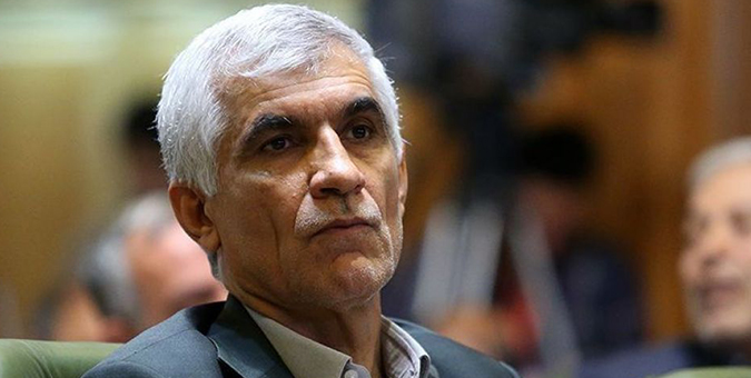 افشانی استعفاء نمی دهد