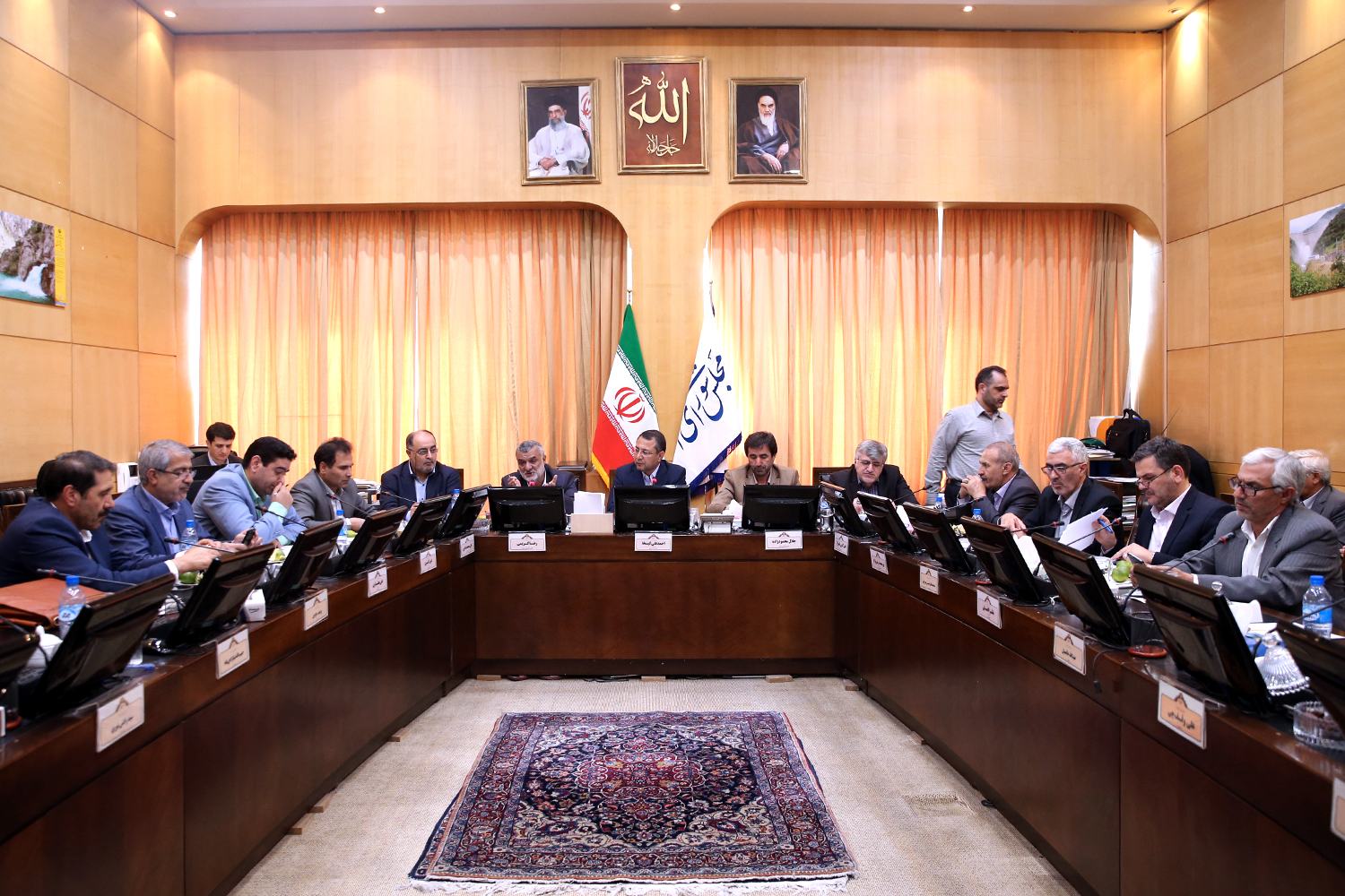 نشست کمیسیون کشاورزی مجلس با حضور وزیر جهاد کشاورزی