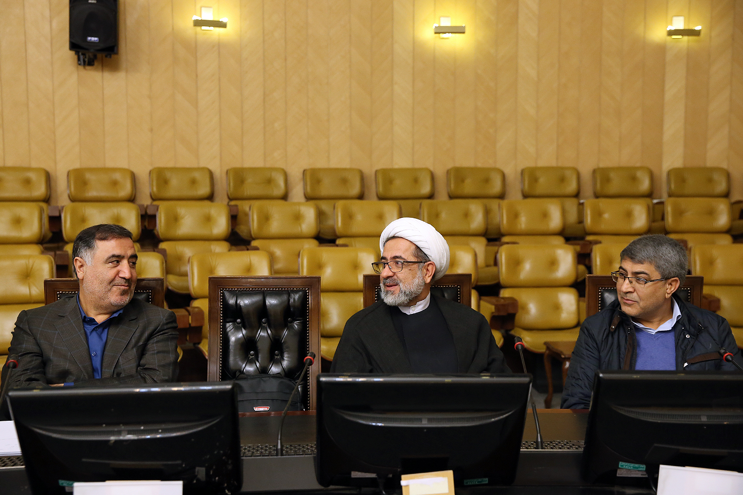 نشست فراکسیون امید مجلس شورای اسلامی با حضور وزیر نفت